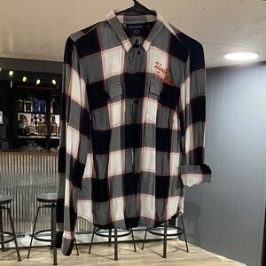 Harley-Davidson Men's Black, White, and Red Plaid Shirt